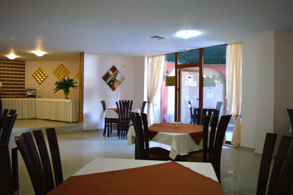 South Beach Hotel Zarewo Exterior foto