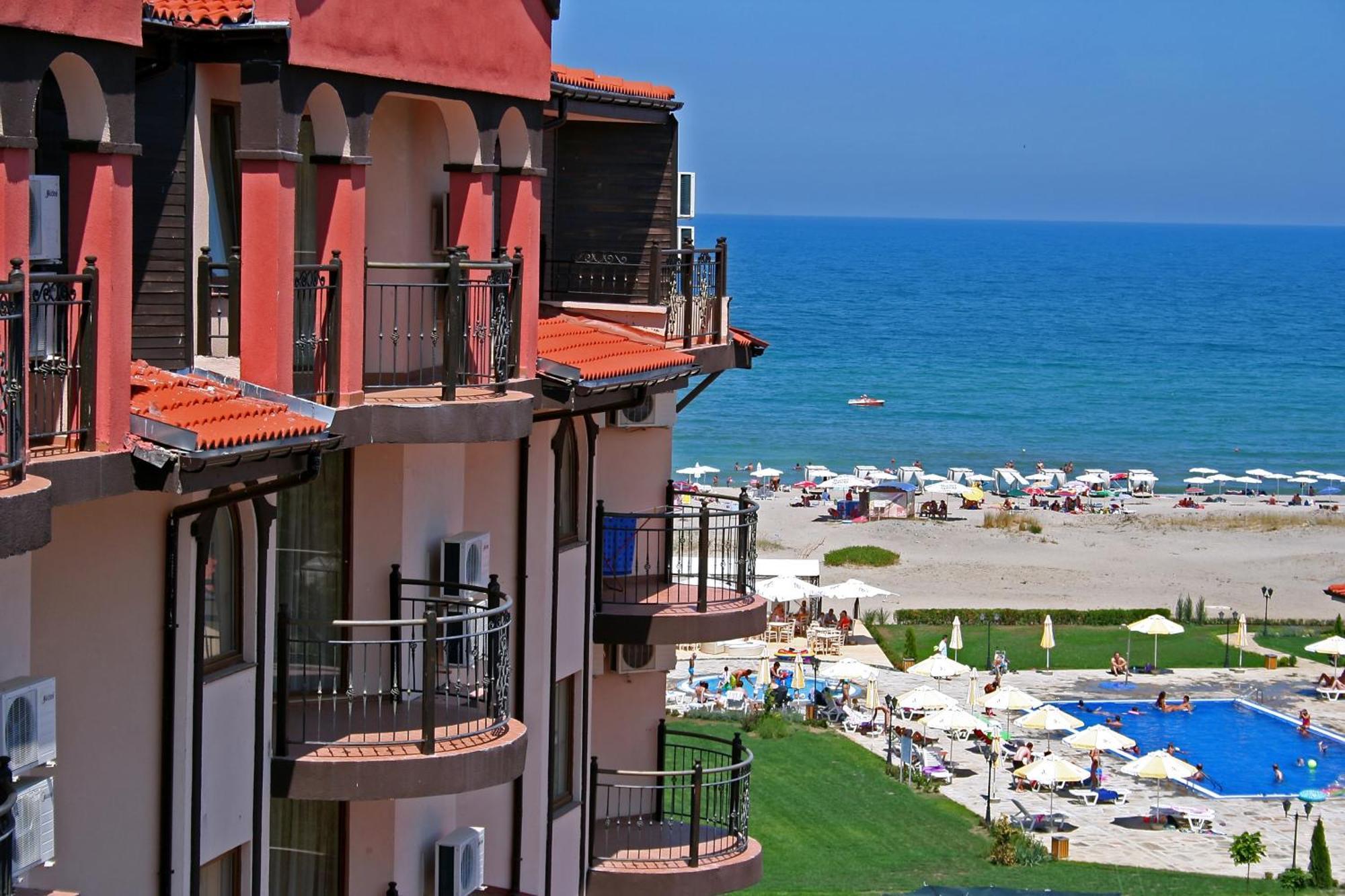 South Beach Hotel Zarewo Exterior foto