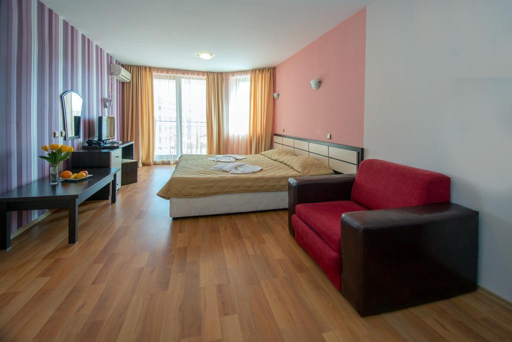 South Beach Hotel Zarewo Exterior foto