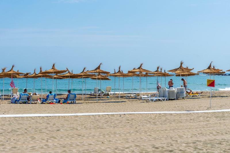 South Beach Hotel Zarewo Exterior foto